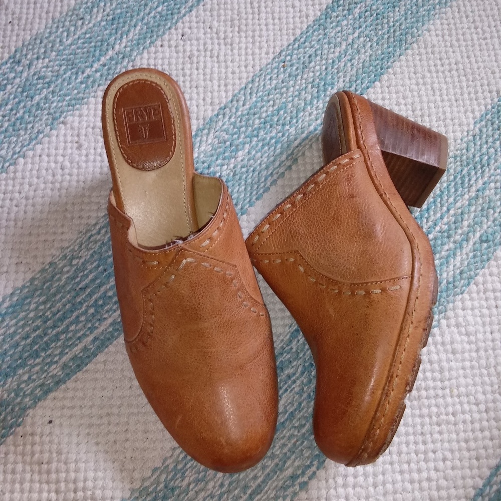 Frye | Leather Mules